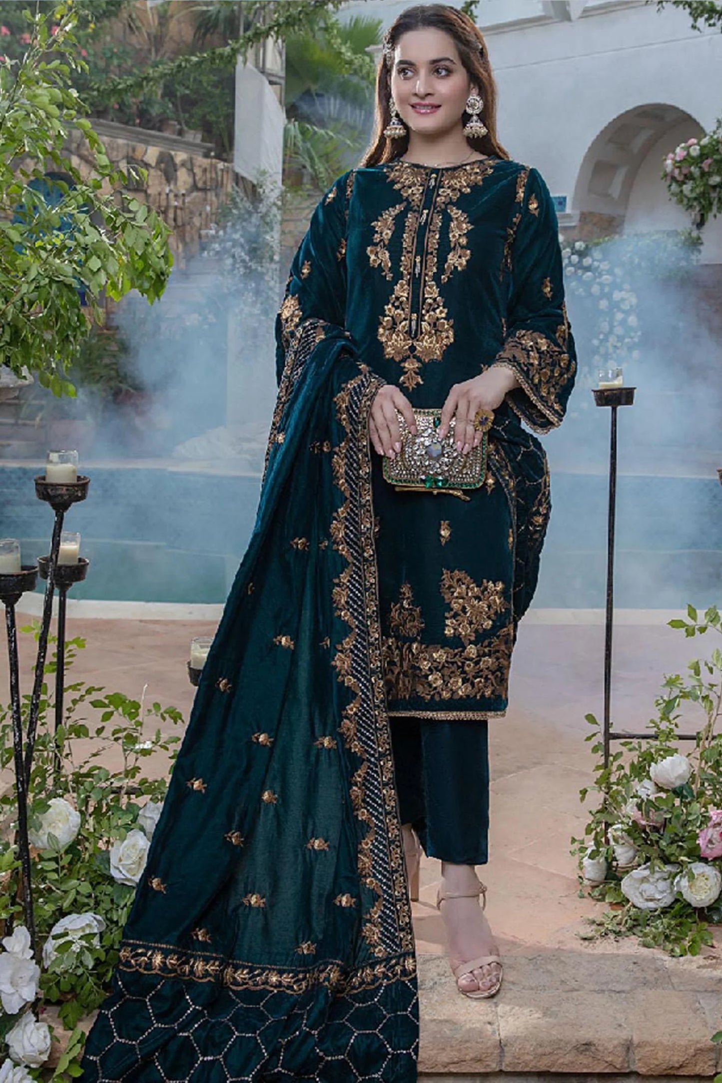 CF402 -WINTER Embroidered Velvet Three piece With Velvet Shawl Winter Collection