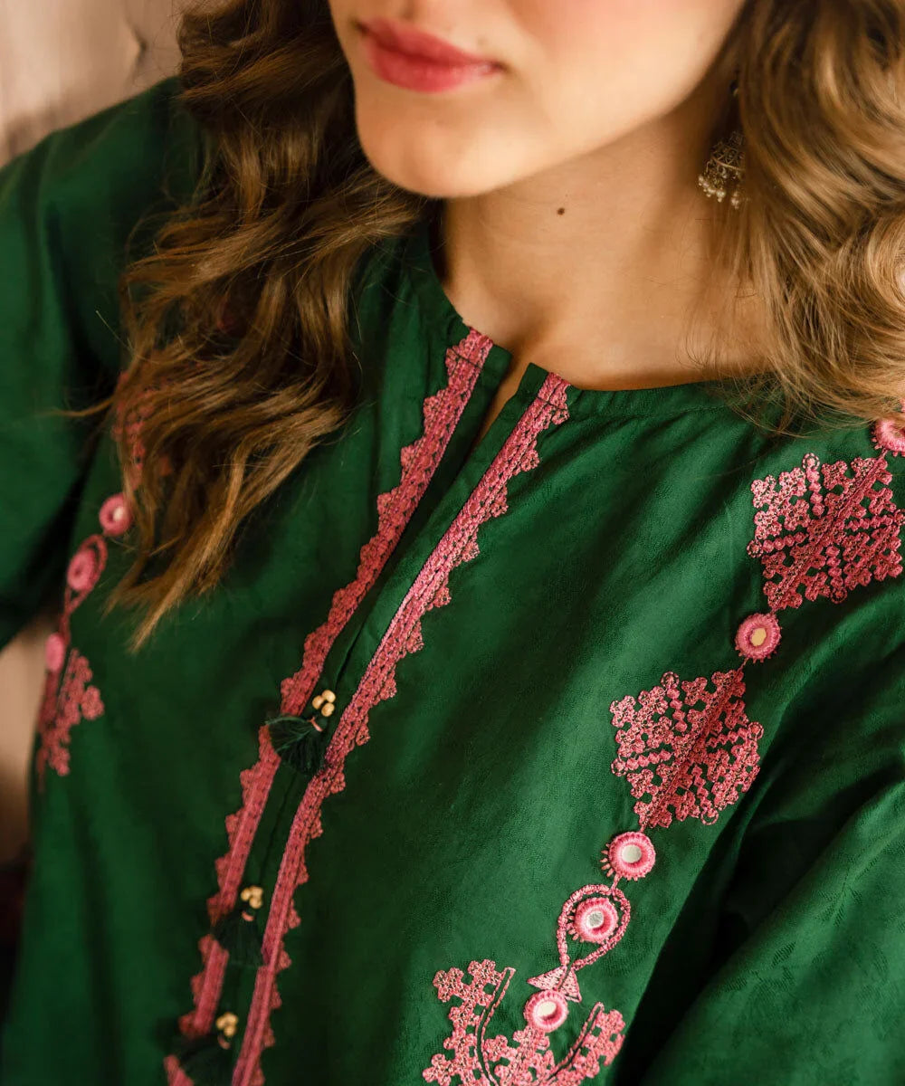 Sapphire  CF1068 - 3PC Embroidered Lawn Suit