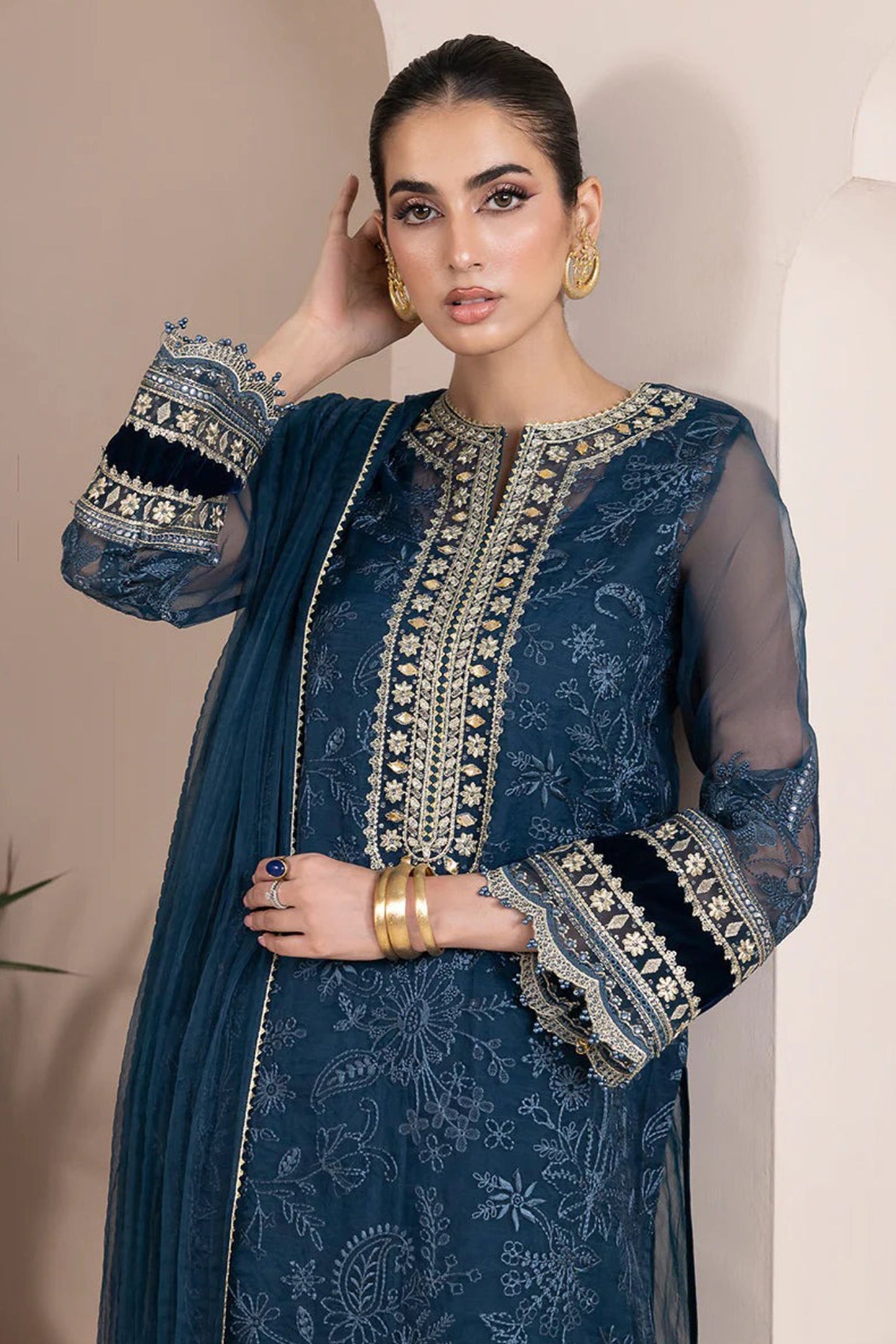 CF727-BAROQUE-Embroidered 3pc organza dress with organza duppata