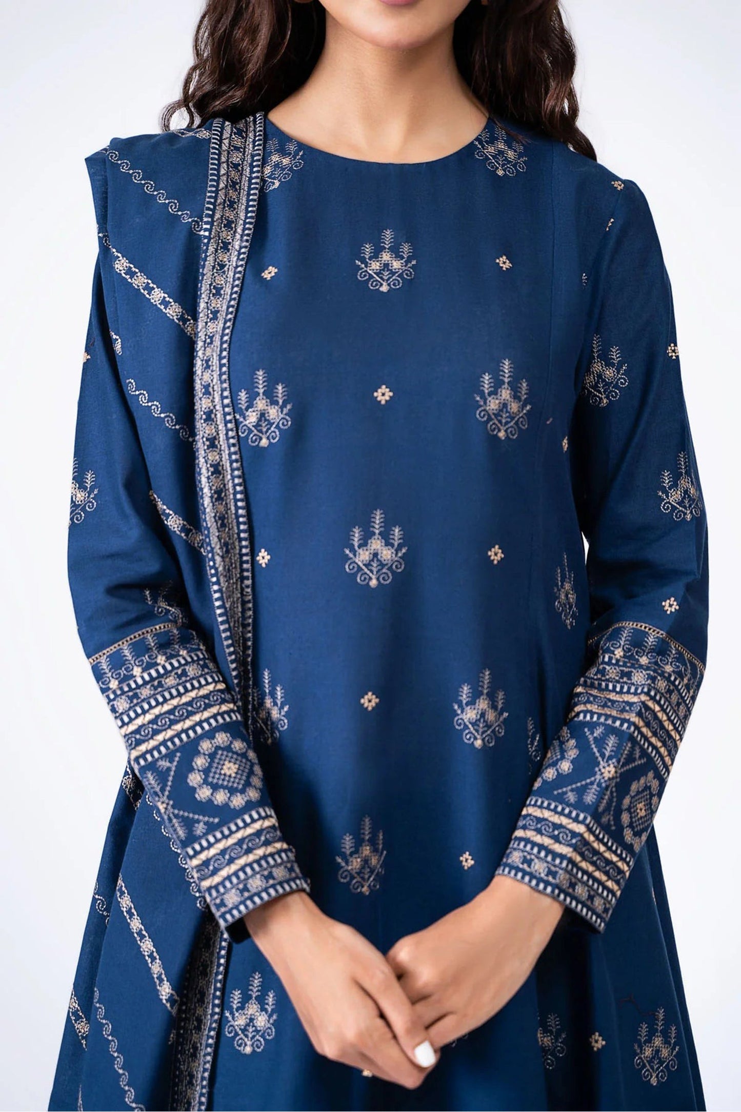 CF578-WINTER 3-Pc Embroidered Dhanak Suit with Heavy Embroidered Dhanak Shawll