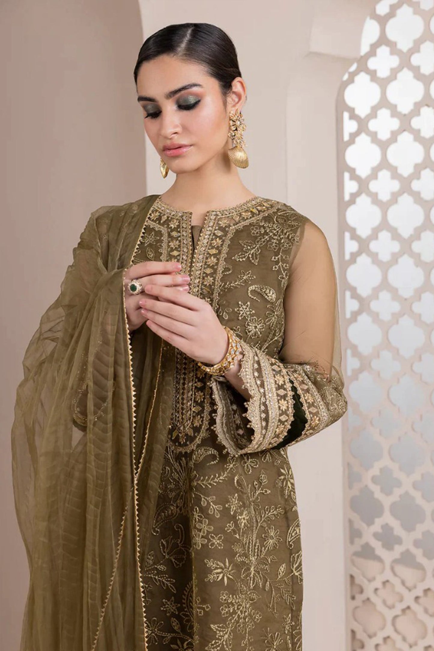 CF728-BAROQUE-Embroidered 3pc organza dress with organza duppata
