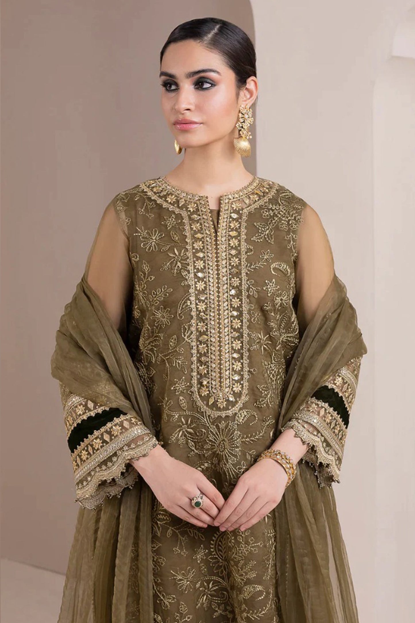 CF728-BAROQUE-Embroidered 3pc organza dress with organza duppata
