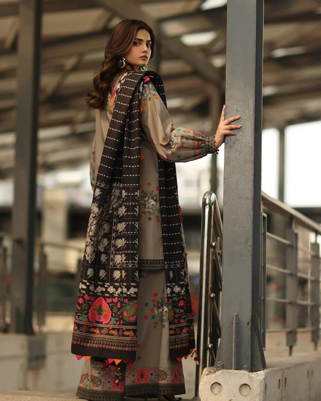 CF1233 Winter 3PC Karandi Digital Print Dress