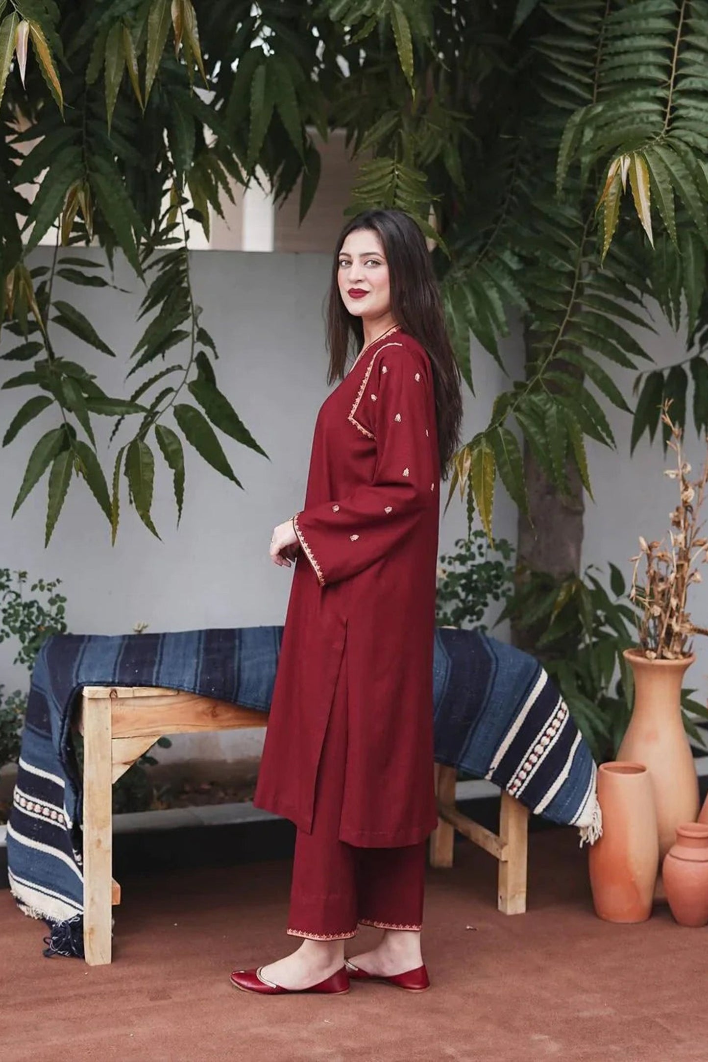 CF403-WINTER 3PC Dhanak suit with Embroidered Shawll