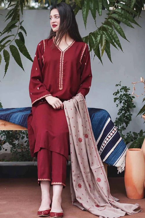 CF403-WINTER 3PC Dhanak suit with Embroidered Shawll