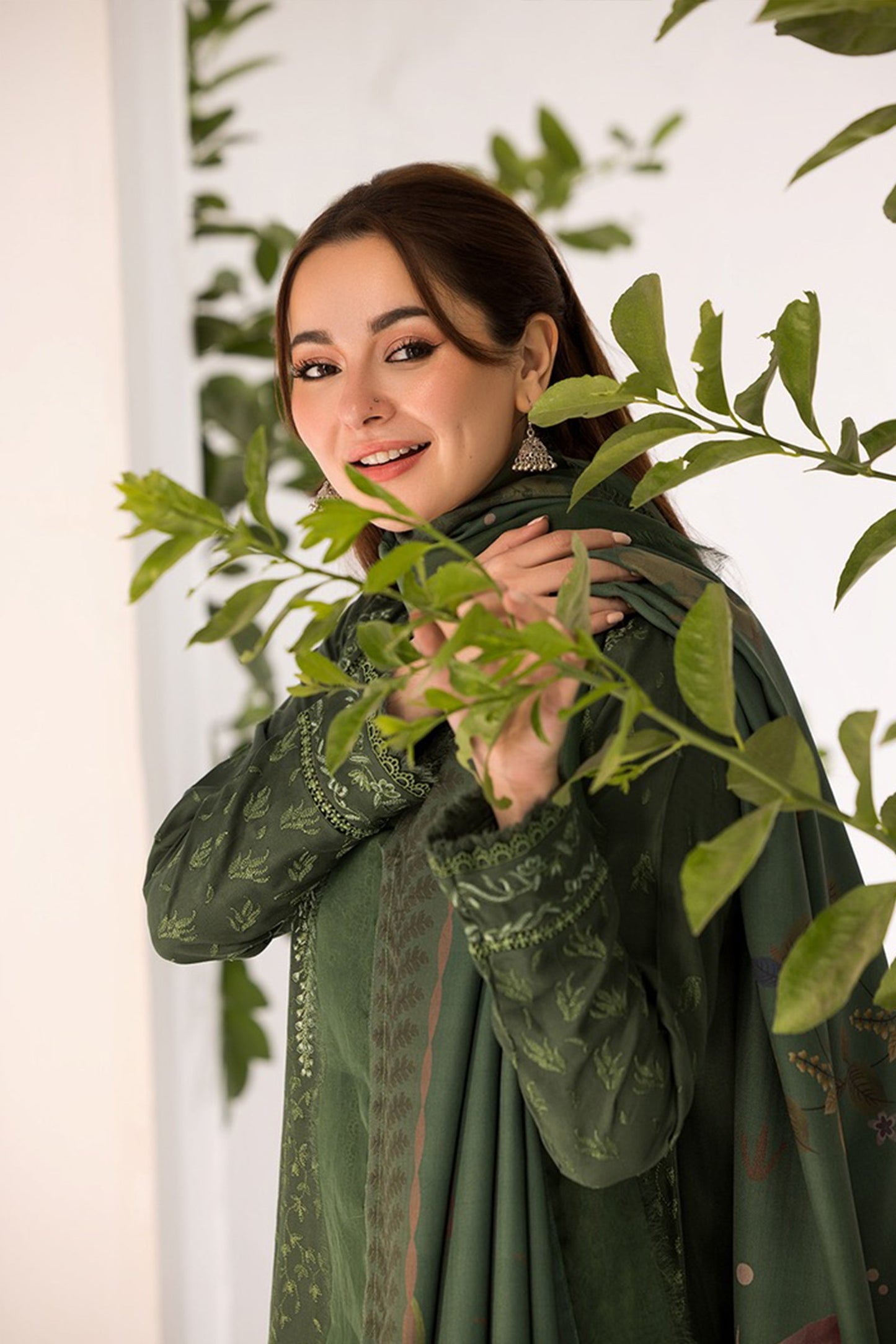 CF1122-winter SOBIA NAZIR- 3PC DHANAK EMBROIDERED SHIRT WITH WOOL PRINT SHAWL
