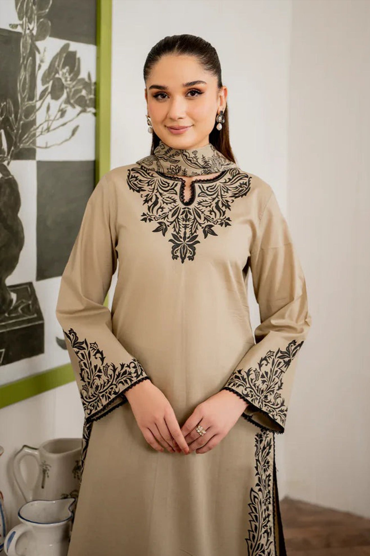 CF913-WINTER 3PC Dhanak Embroidered suit with Printed Shawll