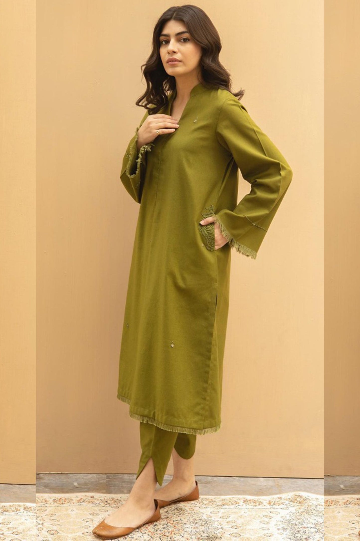CF564-Asling Winter 3PC Dhanak Embroidered Suit with Dhanak Embroidered Shawll