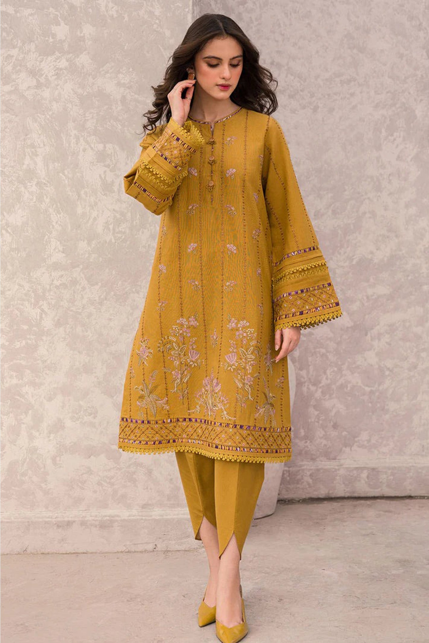 CF618-Jazmin WINTER 3PC Dhanak Embroidered suit with Printed Shawll