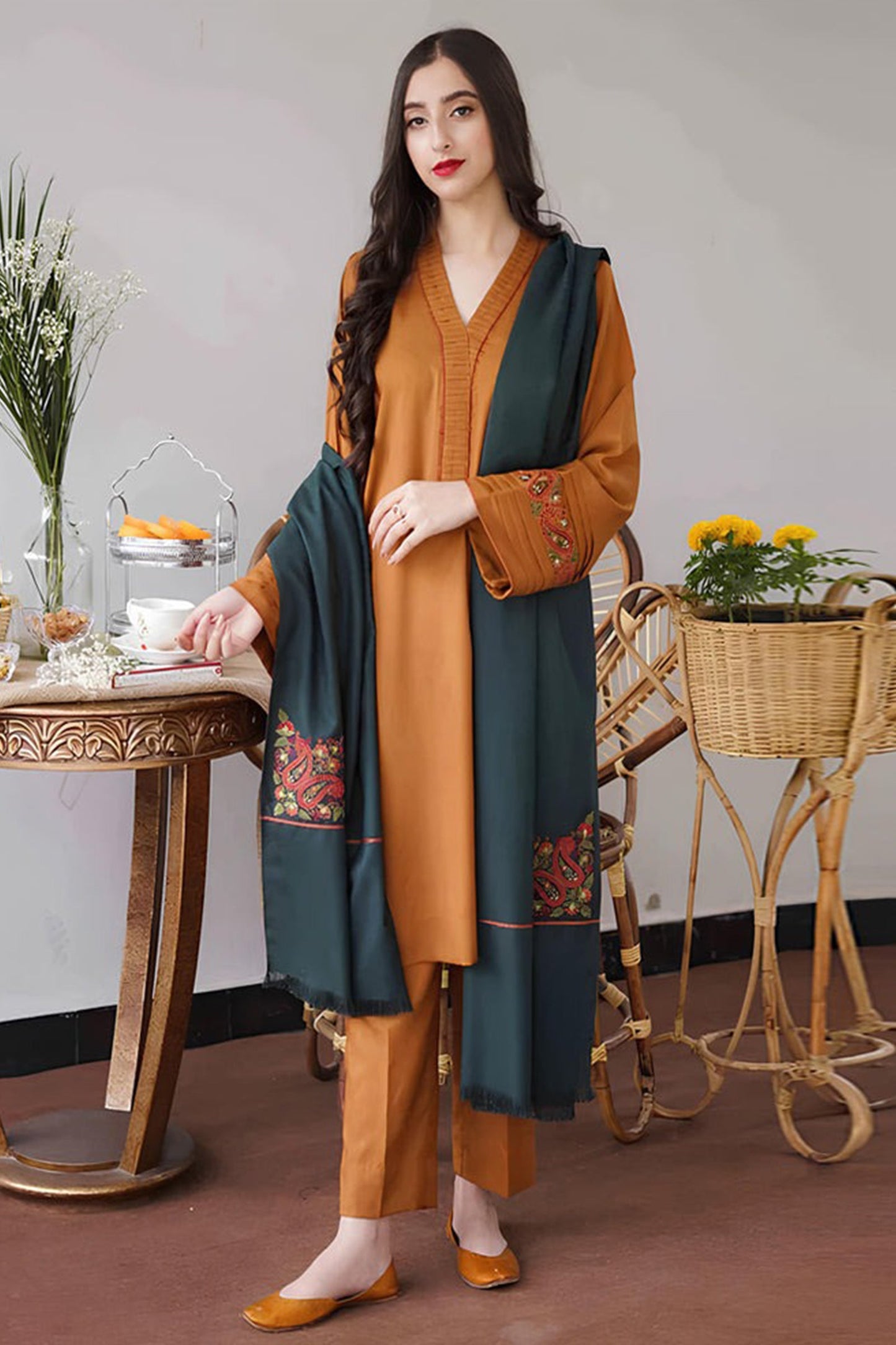 CF400 -Asling Winter  3PC Dhanak suit with Embroidered Shawll