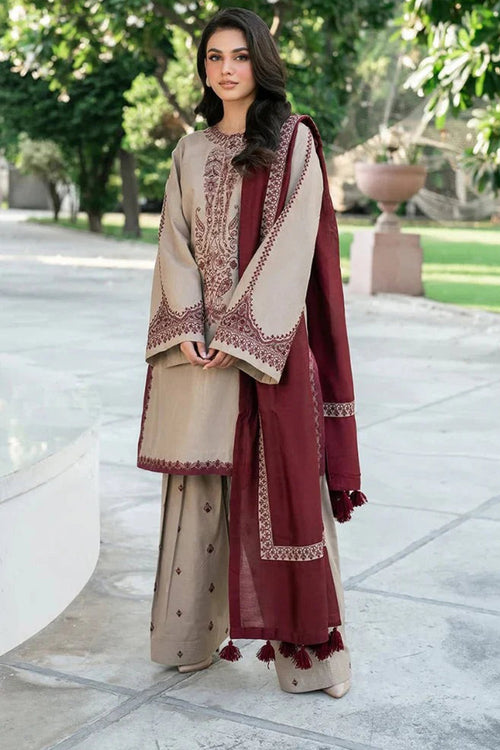 CF961-Baroque - 3PC Dhanak Embroidered Suit