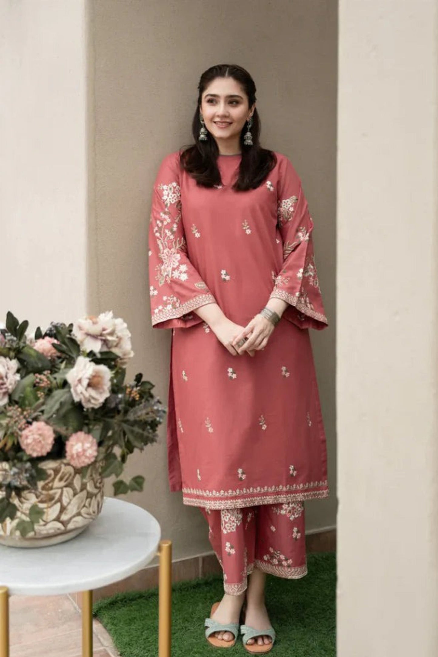 CF865- 2PC Dhanak wool Embroidered Suit