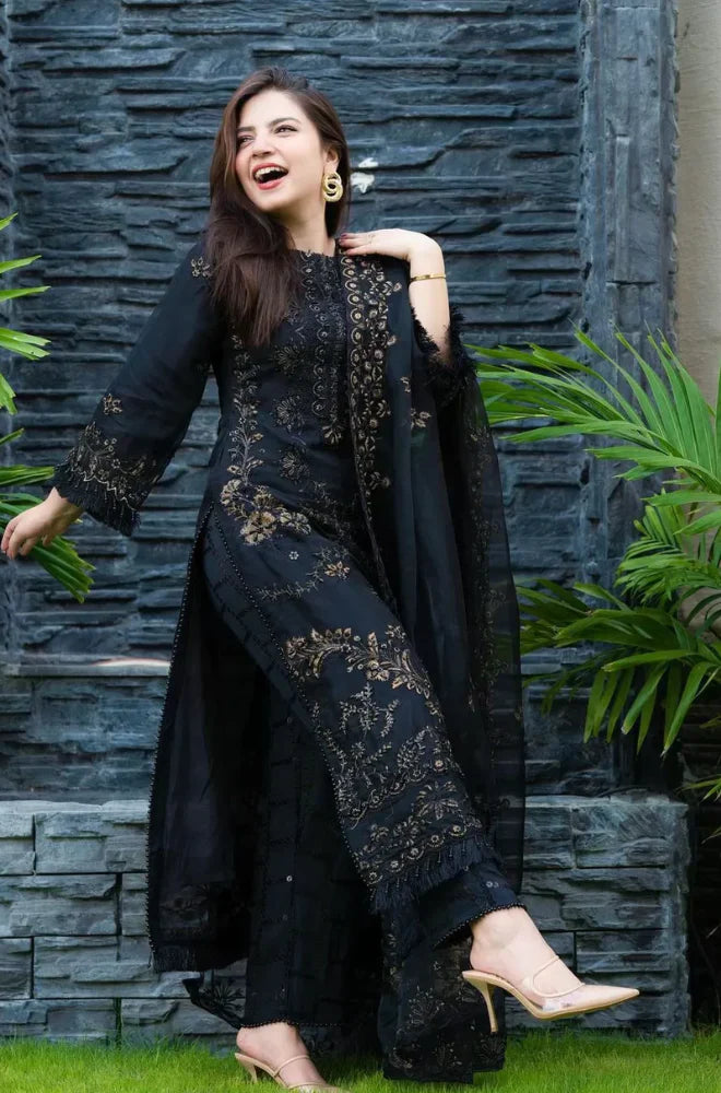 NISA  CF005- 3PC Lawn Embroidered Shirt With Chiffon Embroidered Dupatta
