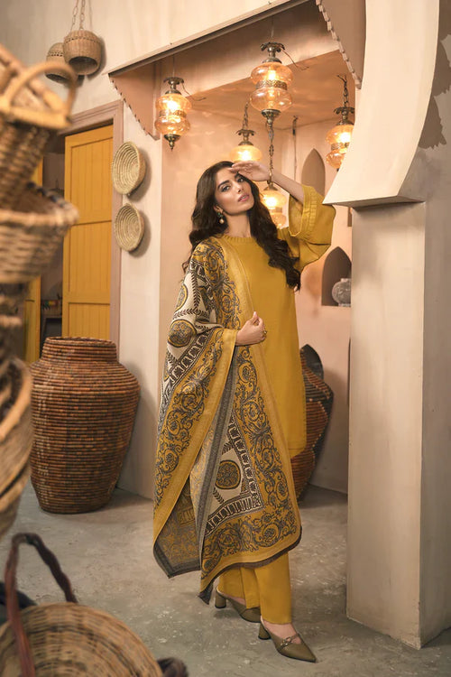 CF945-WINTER 3 Piece Dhanak Suit with digital printed wool shawll