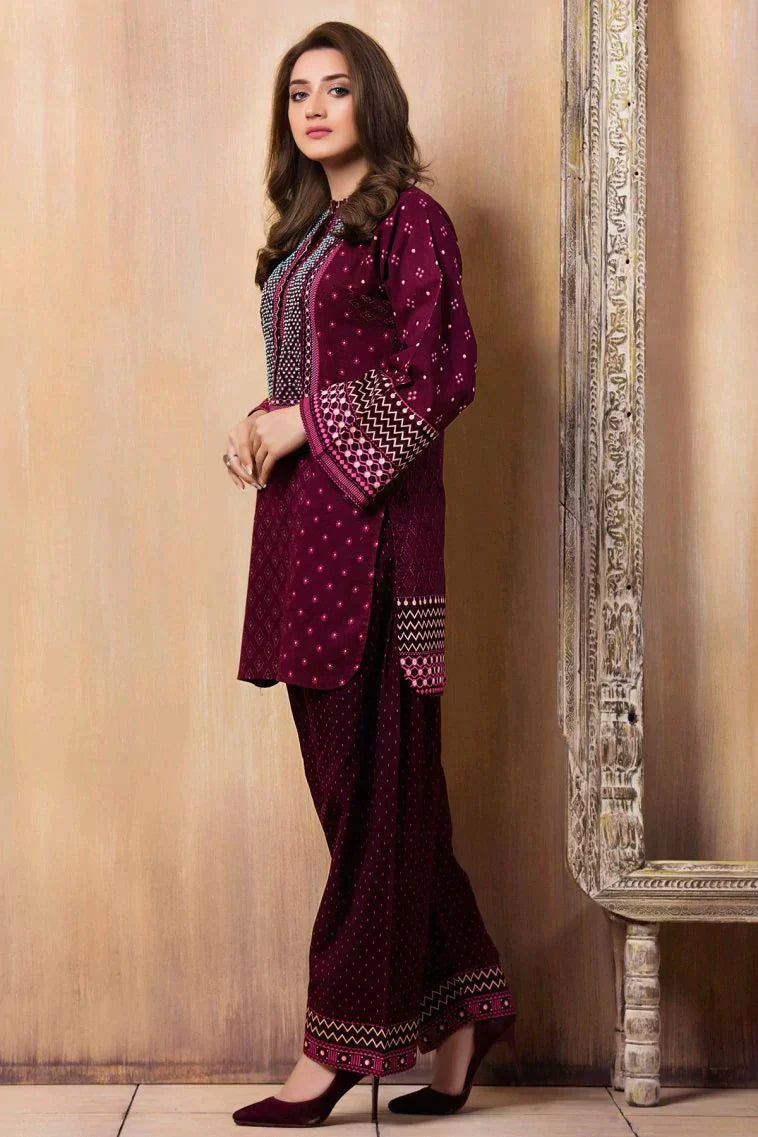 Laj wanti CF015-  2Pc Embroidered Lawn Suite With Fully Embroidered trouser & Patches