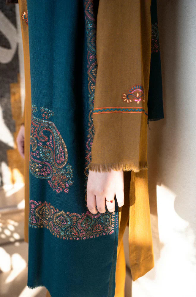 CF1201    Asling - Winter 3PC Dhanak Embroidered Suit -