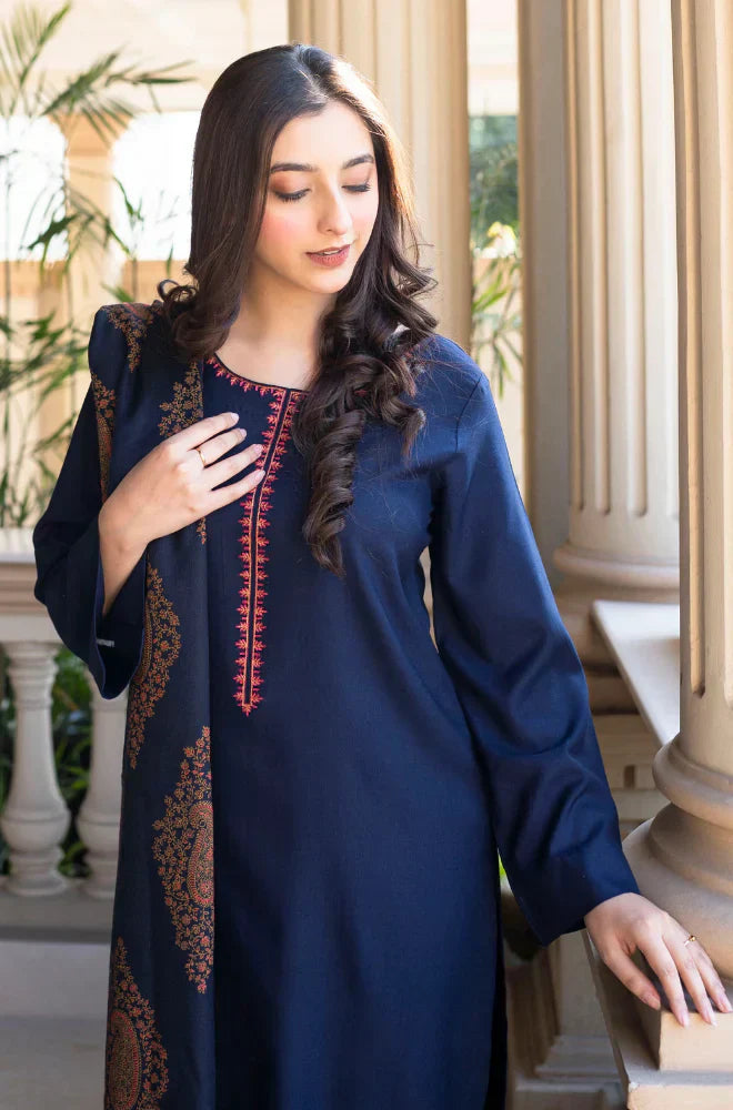 CF1202    Asling - Winter 3PC Dhanak Embroidered Suit -